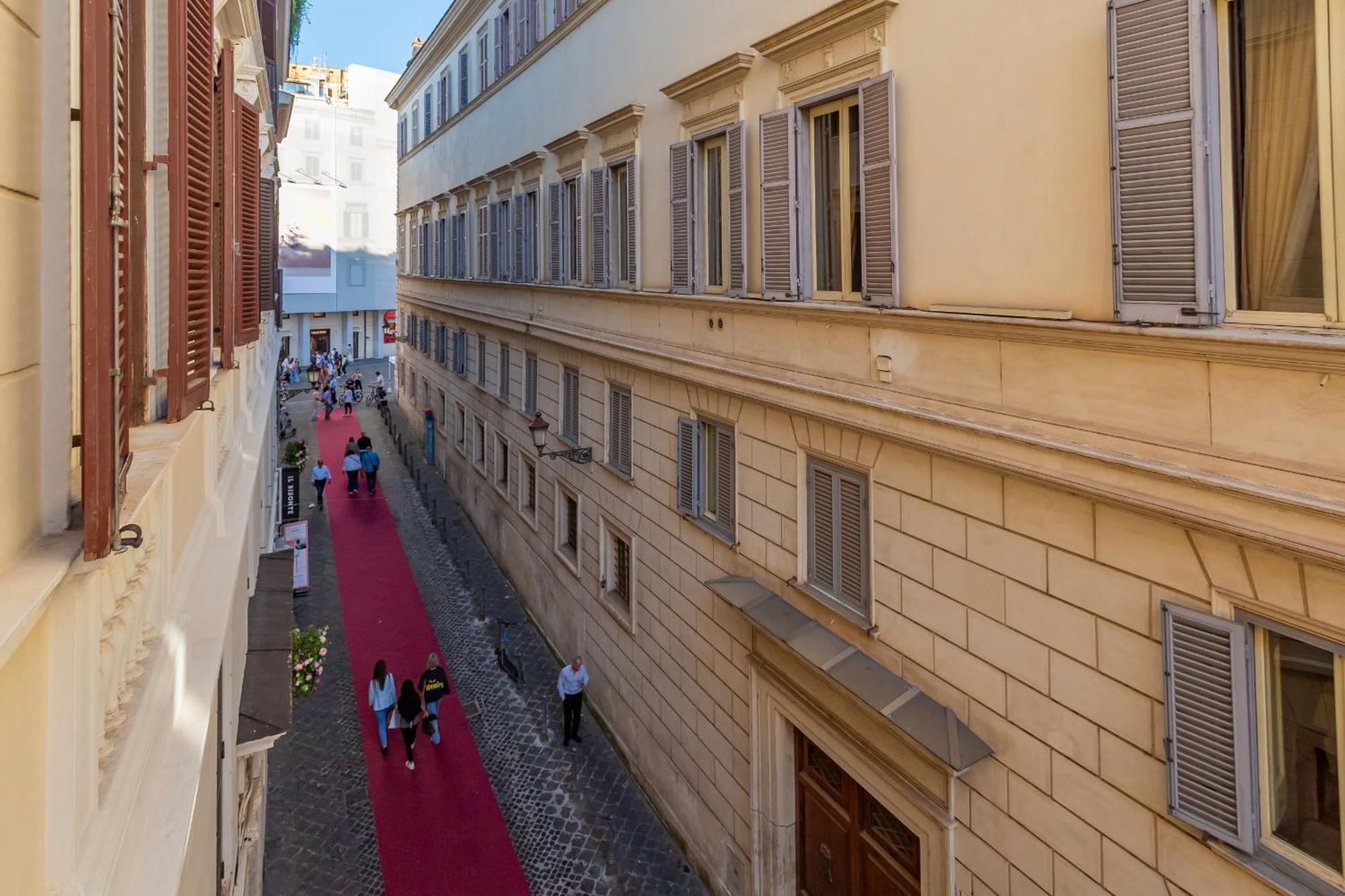 Spanish Steps Purple Retreat Apartamento