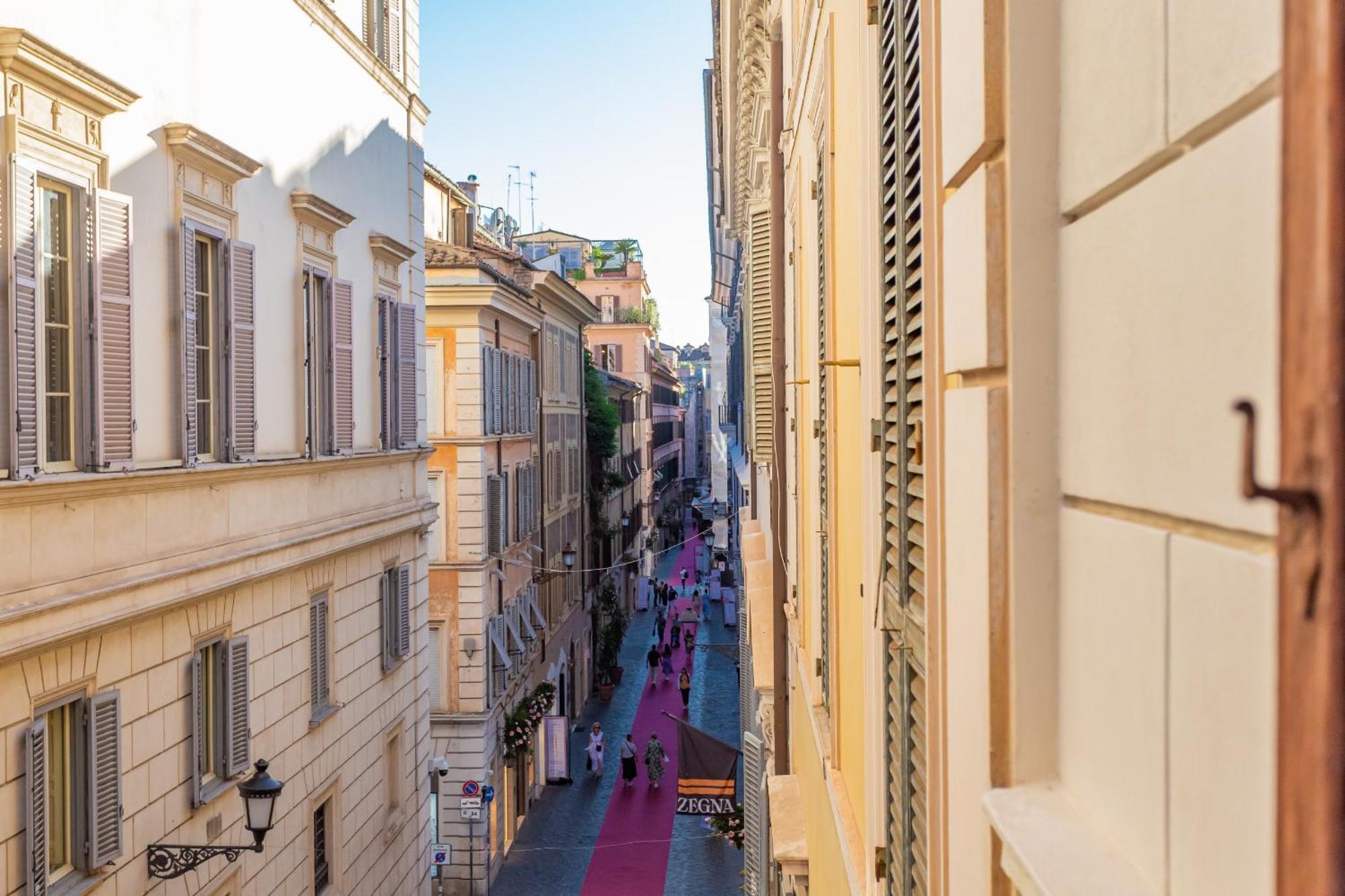 Spanish Steps Purple Retreat Apartamento *